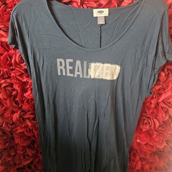 Old Navy Women's Deep Blue Graphic Tee Size Medium - Picture 1 of 4